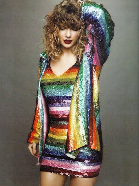 taylor swift photos with rainbows