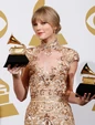2011 Grammy Awards with awards 1.jpeg (823 KB)