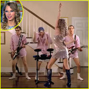 Taylor in the Band Hero ad