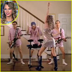  Band Hero featuring Taylor Swift : Video Games
