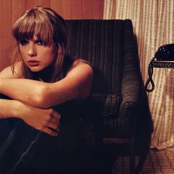 https://static.wikia.nocookie.net/taylor-swift/images/b/b8/Midnights-Shoot-38.jpg/revision/latest/scale-to-width-down/250?cb=20221028063616