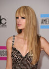 Taylor Swift - 2010 American Music Awards (2)