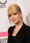 Taylor Swift - 2010 American Music Awards (82)