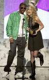 Taylor Swift - 2007 American Music Awards (15)