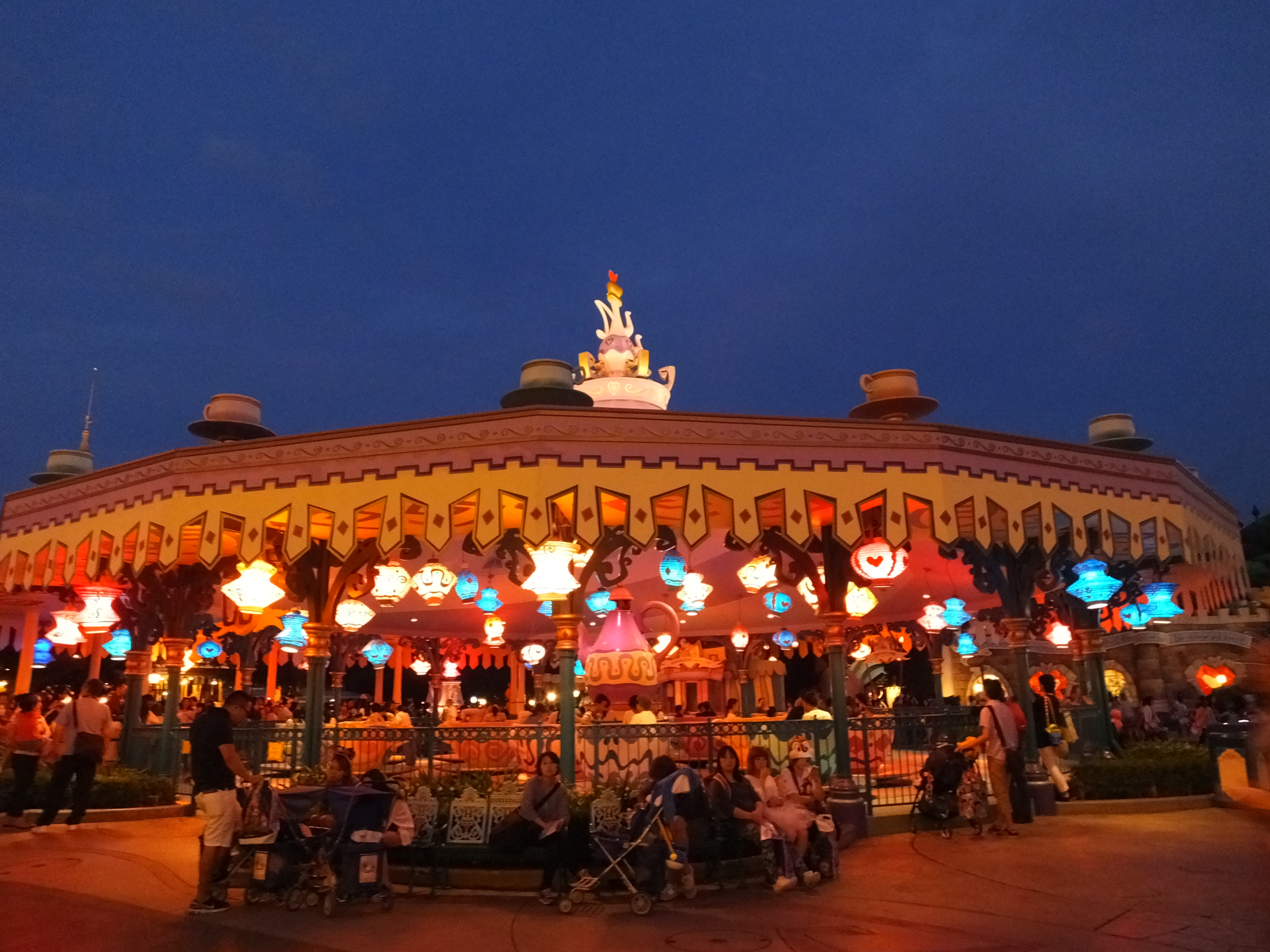 アリスのティーパーティー 東京ディズニーランド Wiki Fandom アリスのティーパーティー 東京ディズニーランド Wiki Fandom