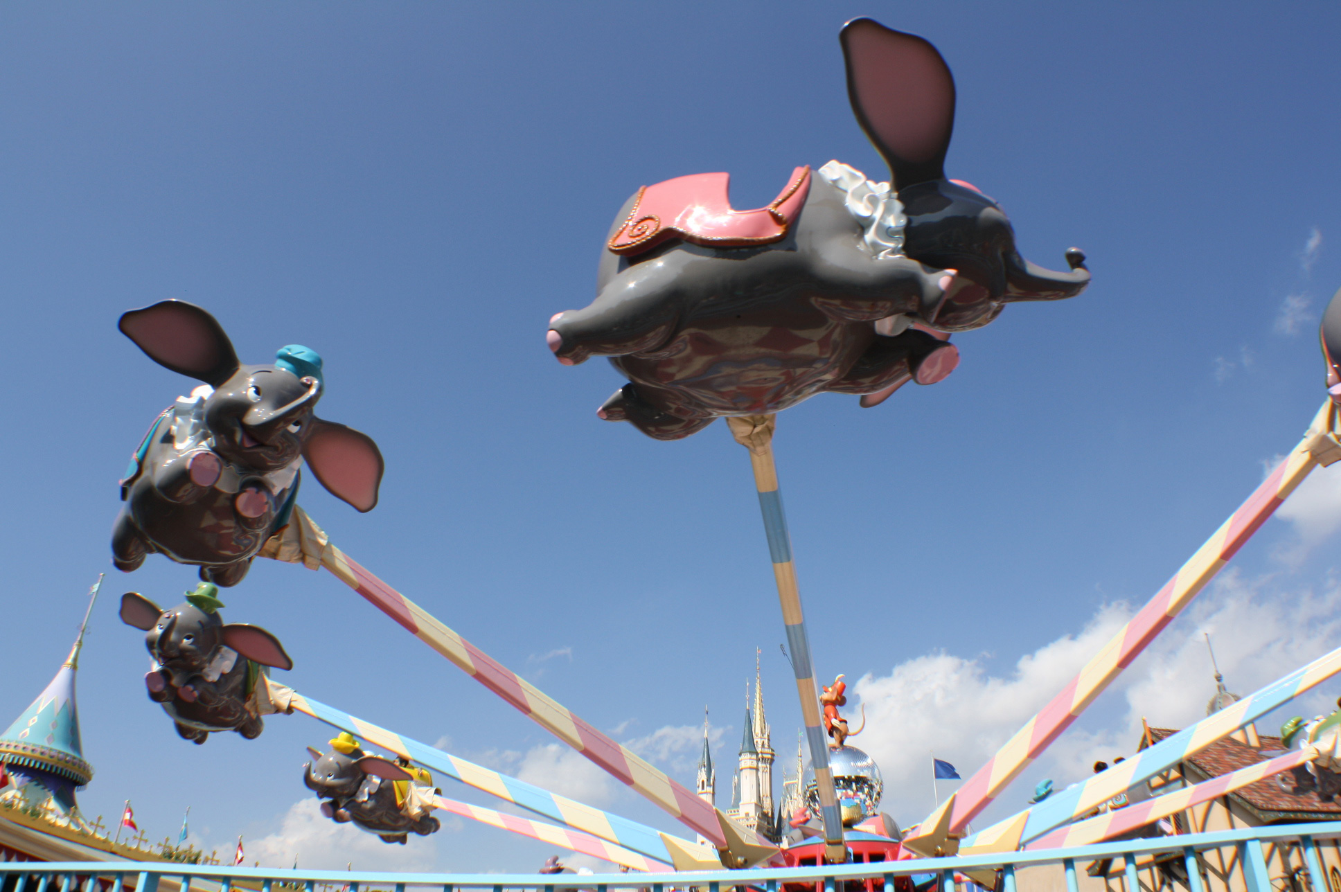 空飛ぶダンボ 東京ディズニーランド Wiki Fandom 空飛ぶダンボ 東京ディズニーランド Wiki Fandom