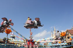 空飛ぶダンボ 東京ディズニーランド Wiki Fandom 空飛ぶダンボ 東京ディズニーランド Wiki Fandom