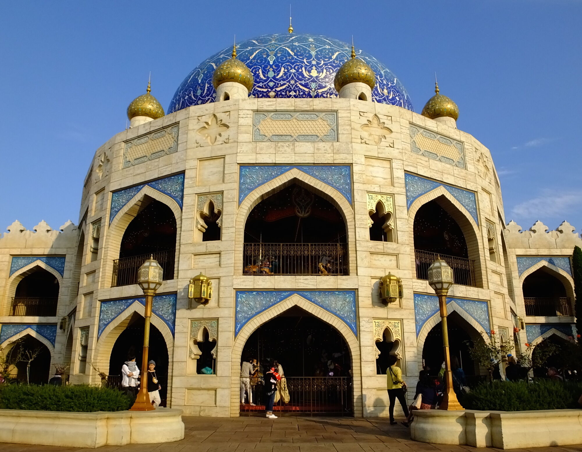キャラバンカルーセル 東京ディズニーシー Wiki Fandom キャラバンカルーセル 東京ディズニーシー Wiki Fandom