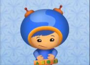 *GROOOWWWLLL* It's very rumbly in Geo's hungry tummy!