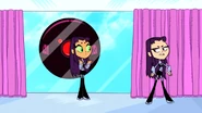 Uhmm why are you hidding, sis ?