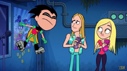 Robin, Greg Cipes and Tara Strong 200th ep.1