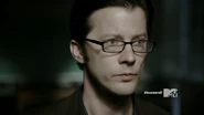 1x09 Adrian Harris.png (125 KB)