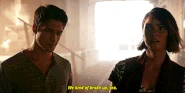 5x11 Scott and Malia.gif (1.96 MB)