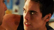 5x06 Liam supernatural eyes.gif (2 MB)