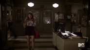 4x10 Lydia at station