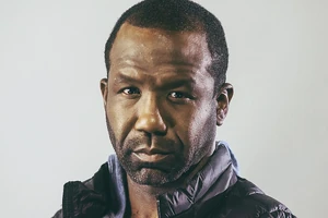 Bradford Haynes as Deputy Bungalon (uncredited)