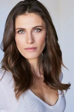 Lili Bordán as Colette