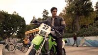 3x01 Scott's Bike