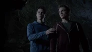 5x02 Stiles Liam.jpg (8 KB) Parasomnia