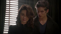 3x09 Allison and Isaac 02