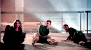 4x02 Kira Malia and Scott.gif (875 KB)