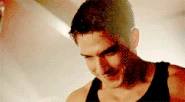 4x01 Scott and Lydia.gif (800 KB) The Dark Moon