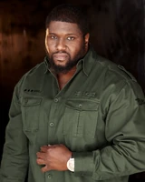 Robert Crayton as Hunter