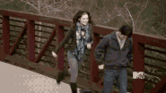 1x05 Allison and Scott walking 2.gif (505 KB)