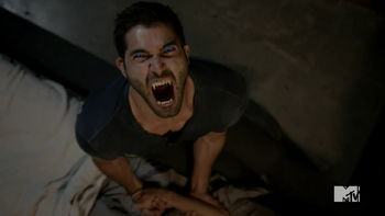 3x11 Derek heals Cora