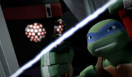 Leonardo Versus Foot Bot