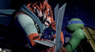 Leonardo Versus Tiger Claw