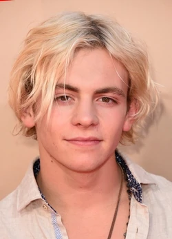 Ross Lynch Teen Beach Movie Wiki Fandom