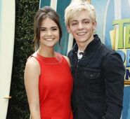 Teen-beach-movie-ross-lynch-maia-mitchell-400