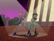 Robin and Starfire declared the Prom King and Queen.