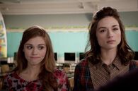 6 Lydia et Allison3.02