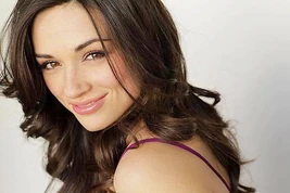 Crystal-reed-2011