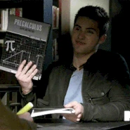 Thalia.gif (1,15 MB) Theo con Malia