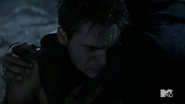 Teen Wolf Season 4 Episode 6 Orphaned Liam is safe in Scott's arms.png (662 KB)