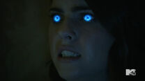 Teen Wolf Season 5 Episode 20 Apotheosis Malia stealing power.jpg (43 KB)