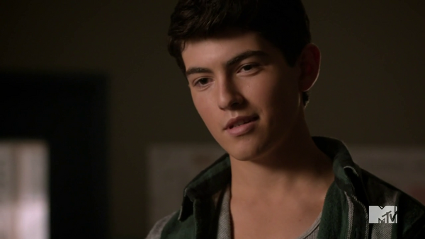 Teen Wolf Season 3 Episode 8 Visionary Ian Nelson Young Derek Hale