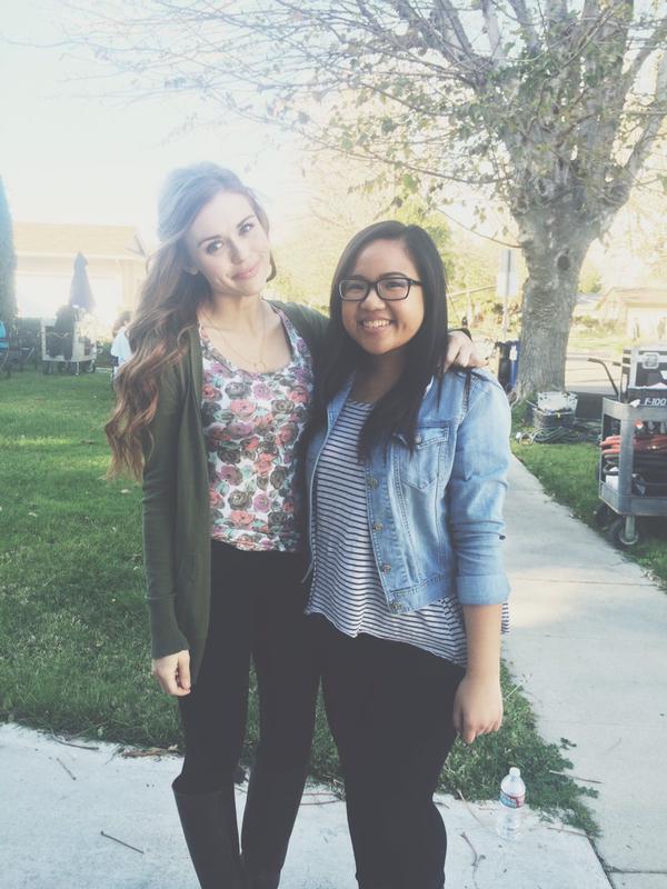 Teen Wolf Season 5 Behind the Scenes Holland Roden with fan location unknown 022415