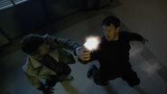 Ian-Bohen-Peter-vs-hunter-Teen-Wolf-Season-6-Episode-20-The-Wolves-of-War