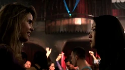 Malia et Kira, complices