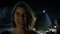 Teen Wolf Season 4 Episode 401 The Dark Moon Malia bares fang.png (807 KB)