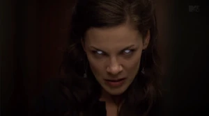 Jennifer Blake se revela como el Darach.