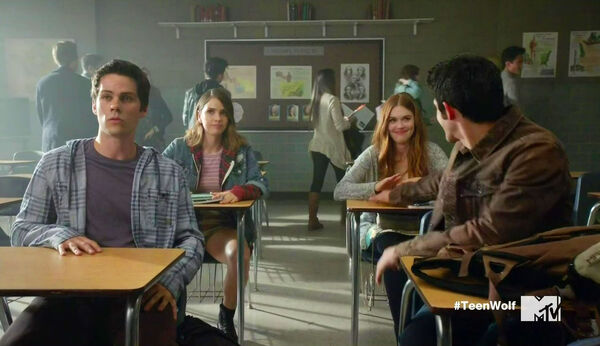 Dylan-O'Brien-Shelley-Hennig-Holland-Roden-Tyler-Posey-Classroom-Teen-Wolf-Season-6-Episode-Riders-on-the-Storm-Wikia