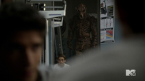 Teen Wolf Season 4 Episode 11 A Promise to the Dead Liam's Berserker in the mirror