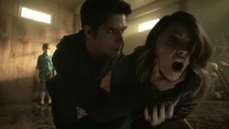 Tyler-Posey-Shelley-Hennig-Scott-helping-Malia-Teen-Wolf-Season-6-Episode-6-Ghosted.jpg (64 KB)