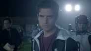 Tyler-Posey-Scott-wolf-eyes-Teen-Wolf-Season-6-Episode-11-Said-the-Spider-to-the-Fly.png (370 KB)