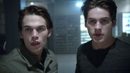Dylan-Sprayberry-Cody-Christian-Liam-Theo-werewolf-fangs-Teen-Wolf-Season-6-Episode-20-The-Wolves-of-War